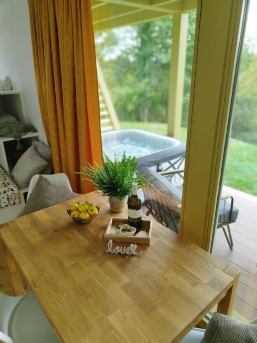 Holiday House Hona Lux Velike Lasce Экстерьер фото