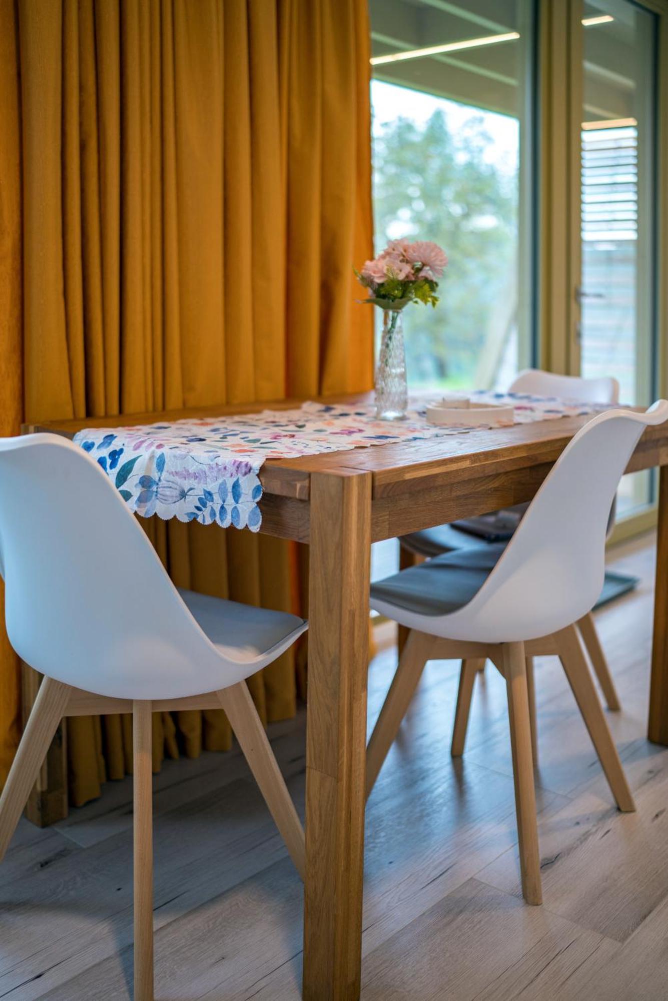 Holiday House Hona Lux Velike Lasce Экстерьер фото