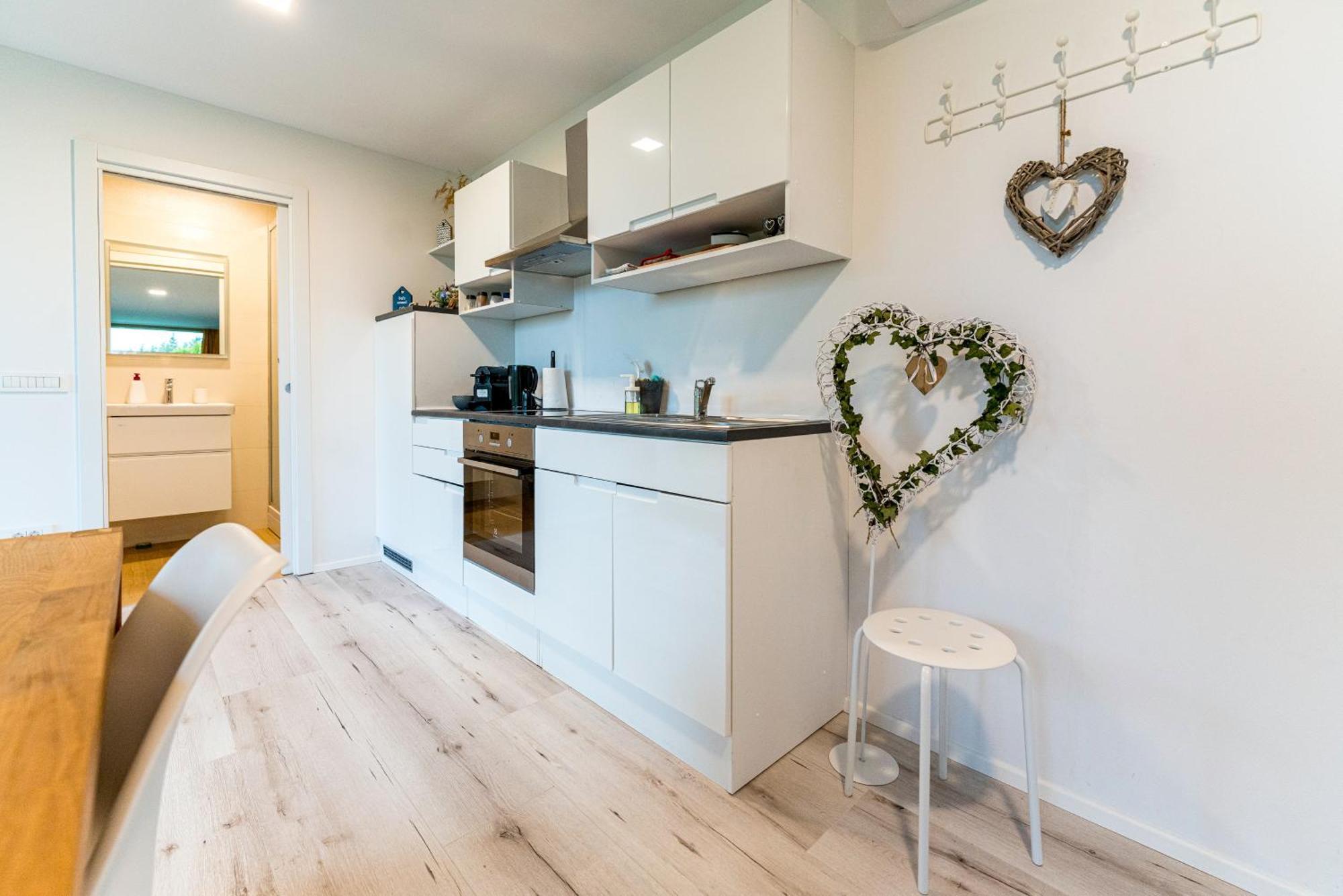 Holiday House Hona Lux Velike Lasce Экстерьер фото